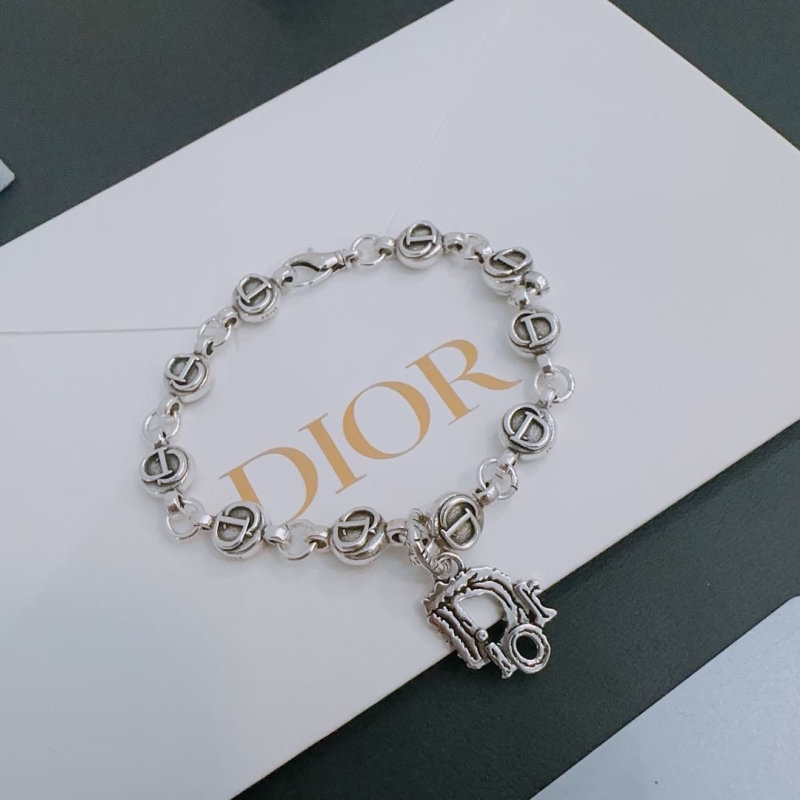 chr1st1an D10r necklaces